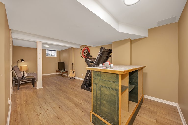 X12114984/82-baneberry-crescent/kanata-glencairnhazeldean/ottawa/ontario/K2L2Y4_36