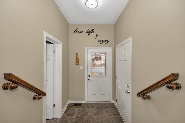 X13006092/217-hunterbrook-street/kanata-morgans-grantsouth-march/ottawa/ontario/K2K0E6_5