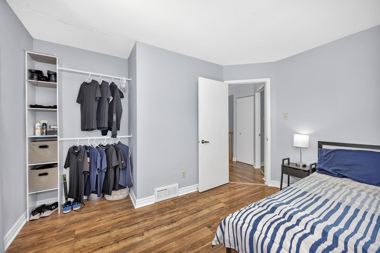 X12181933/217-equestrian-drive/kanata-bridlewood/ottawa/ontario/K2M1A5_30
