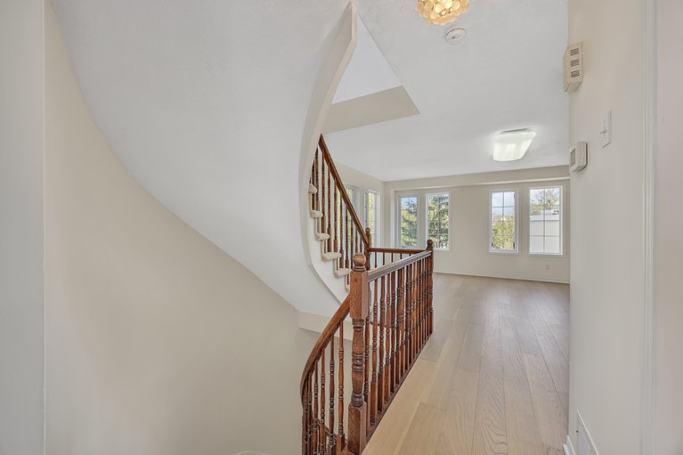 X12151421/573-neighbourhood-way/riverview-park/ottawa/ontario/K1G6N5_18