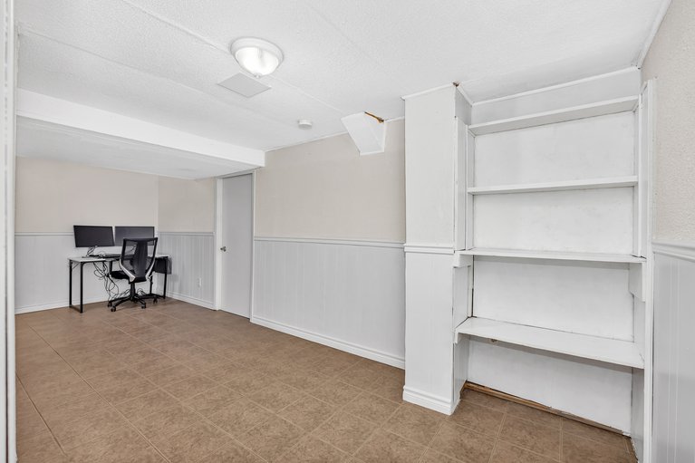 X12181933/217-equestrian-drive/kanata-bridlewood/ottawa/ontario/K2M1A5_35