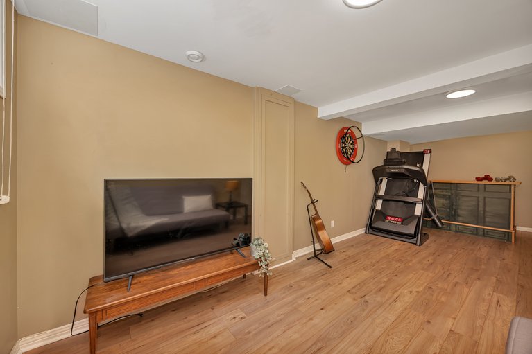 X12114984/82-baneberry-crescent/kanata-glencairnhazeldean/ottawa/ontario/K2L2Y4_39