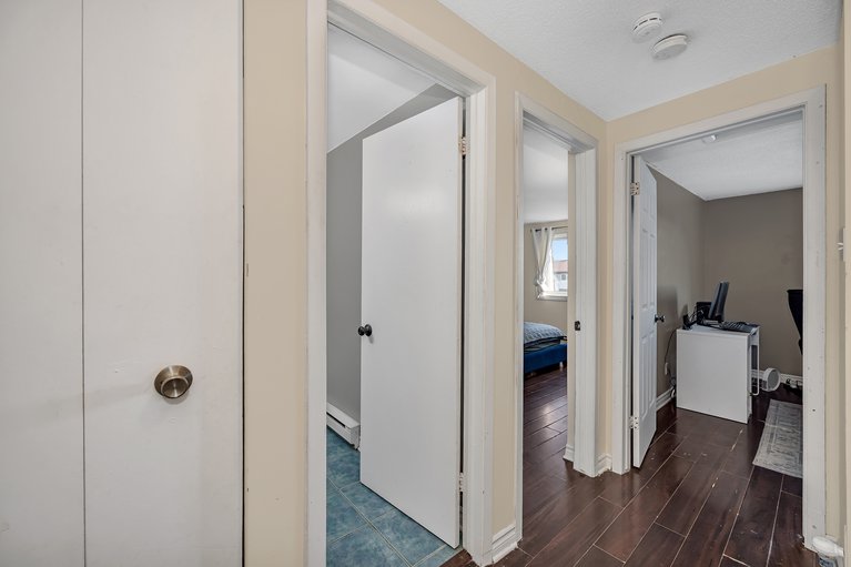 X12876316/23a-woodvale-green-none/craig-henrywoodvale/ottawa/ontario/K2G4H3_18