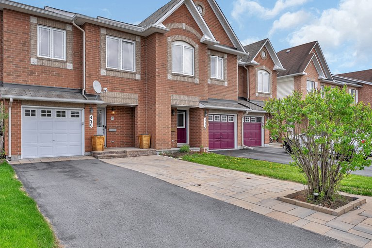 X12165296/420-goldenbrook-way/avalon-east/ottawa/ontario/K4A0J7_2