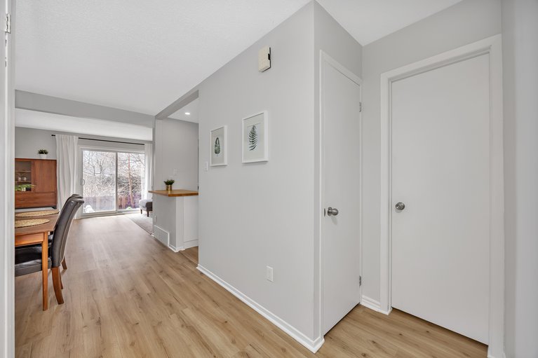 X12114984/82-baneberry-crescent/kanata-glencairnhazeldean/ottawa/ontario/K2L2Y4_13