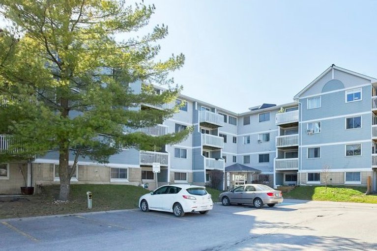 X12112809/417-214-viewmount-drive/borden-farmstewart-farmcarleton-heightsparkwood-hills/ottawa/ontario/K2E7X2_3