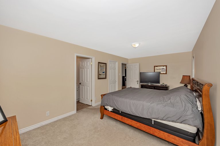 X12216574/166-haramis-drive/renfrew/renfrew/ontario/K7V4M8_26