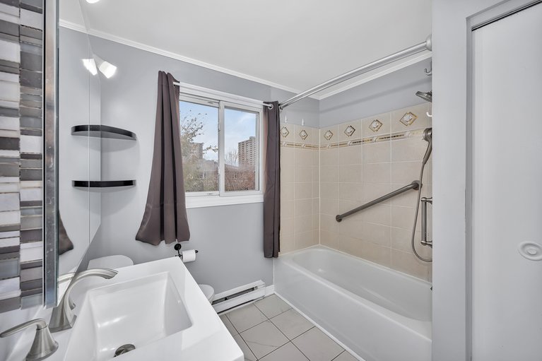 X12558016/345-poulin-avenue/britannia/ottawa/ontario/K2B5T9_32