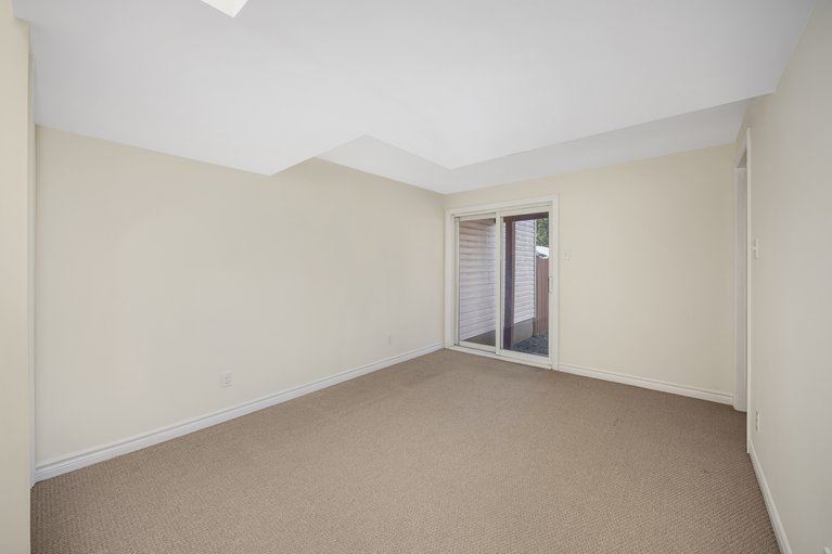 X12151421/573-neighbourhood-way/riverview-park/ottawa/ontario/K1G6N5_47