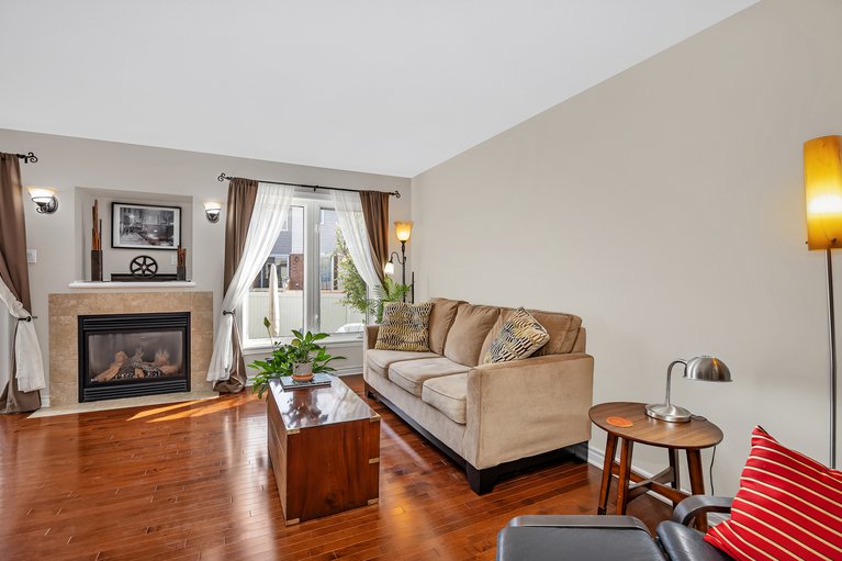 X12400154/236-bookton-place/riverside-southgloucester-glen/ottawa/ontario/K1V2H5_20