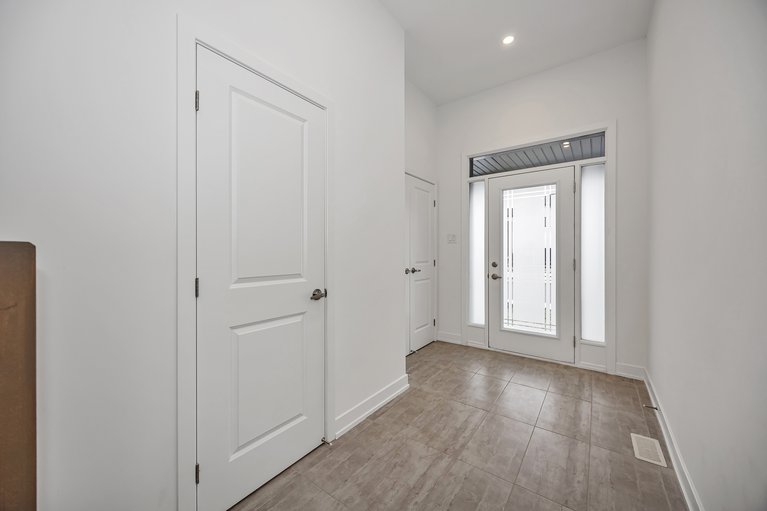 X12552190/4007-jockvale-road/barrhaven-heritage-park/ottawa/ontario/K2J6Y8_6