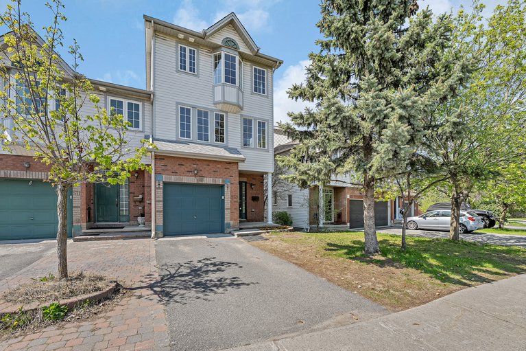 X12151421/573-neighbourhood-way/riverview-park/ottawa/ontario/K1G6N5_2