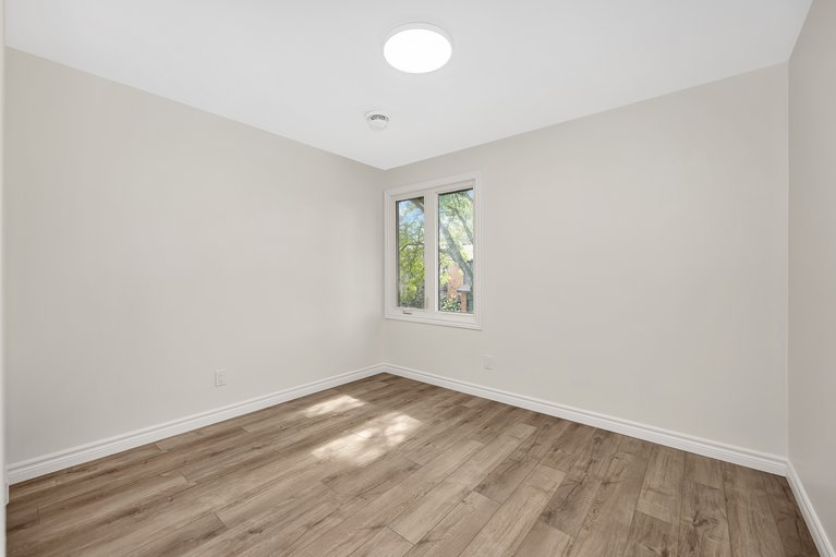 X12381127/8-chisholm-court/kanata-beaverbrook/ottawa/ontario/K2K1E2_30