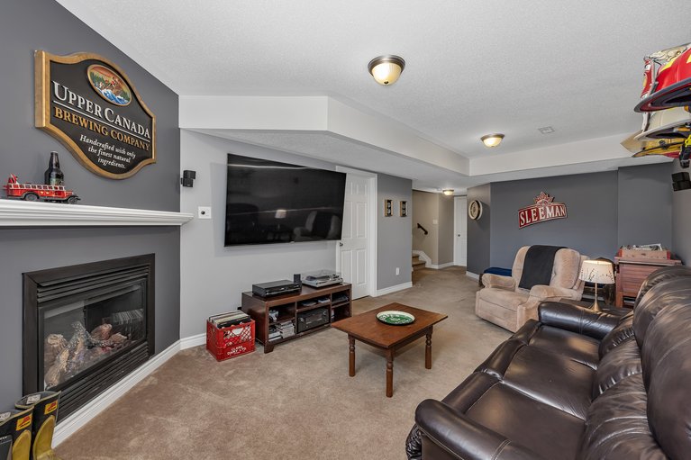 X13006092/217-hunterbrook-street/kanata-morgans-grantsouth-march/ottawa/ontario/K2K0E6_37