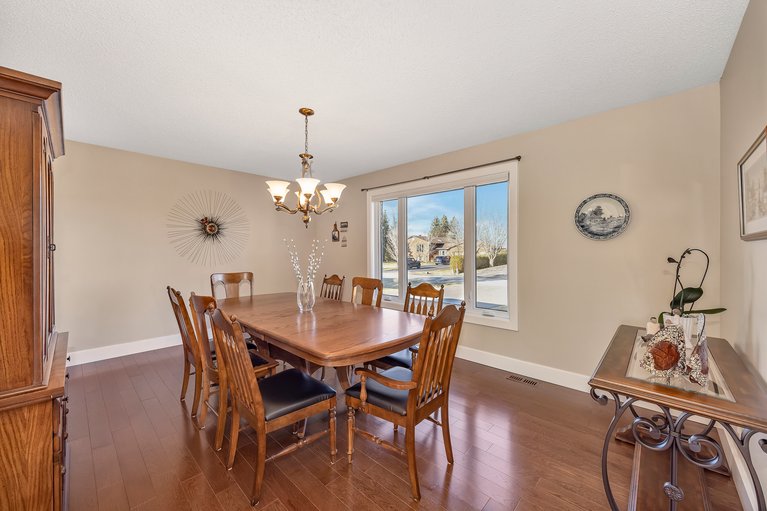 X12981342/2291-relin-way/north-gower/ottawa/ontario/K0A2T0_7