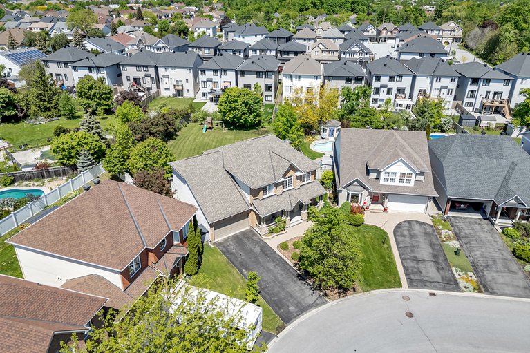 X12179480/24-tierney-drive/barrhaven-longfields/ottawa/ontario/K2J4T3_57