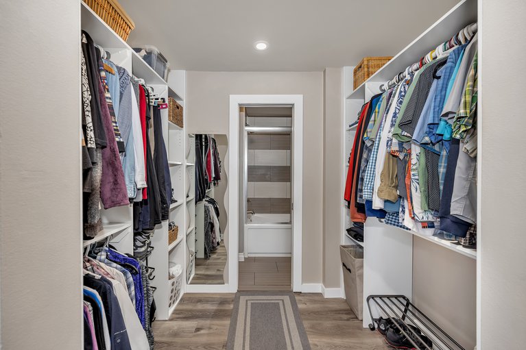 X12802098/277-park-grove-drive/queenswood-heights-south/ottawa/ontario/K1E2S9_26