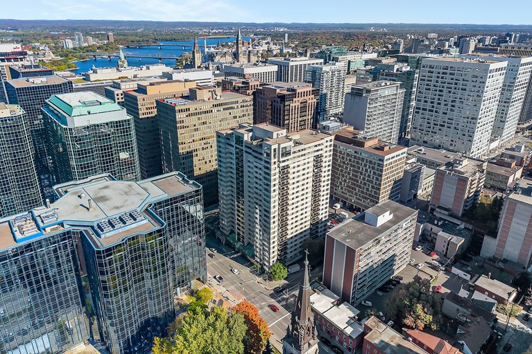 X12442437/1701-199-kent-street/ottawa-centre/ottawa/ontario/K2P2K8_50