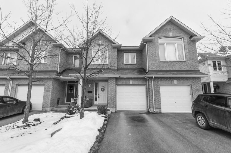 123 Talltree Crescent