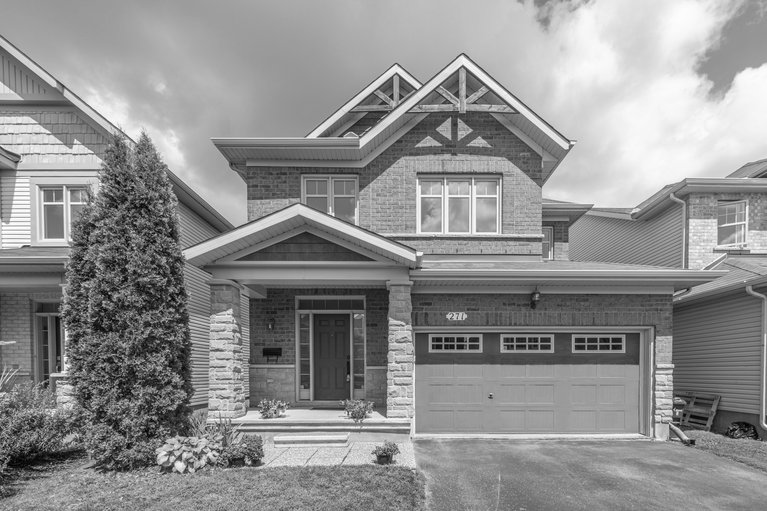 271 Black Sage Crescent