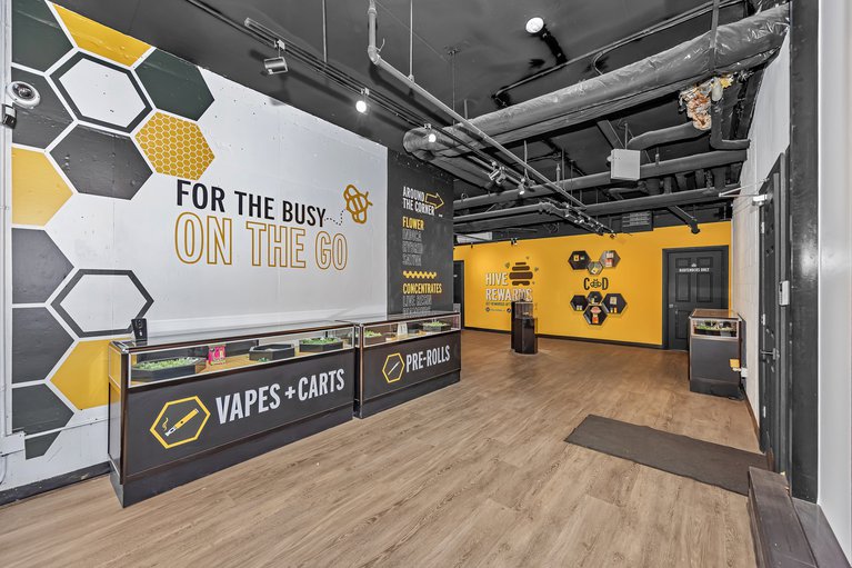 X12564330/101-179-george-st/byward-market/ottawa/on/K1N1J8_16