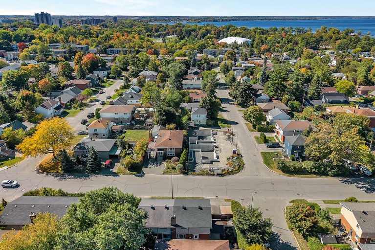 X12558016/345-poulin-avenue/britannia/ottawa/ontario/K2B5T9_49