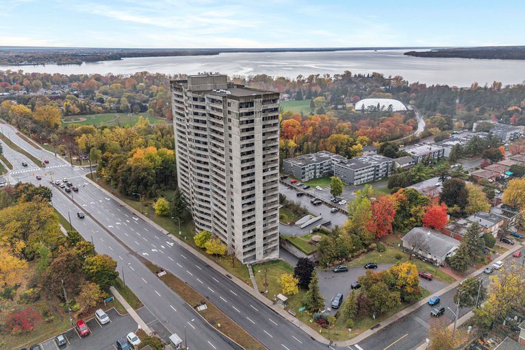 X12476763/106-415-greenview-avenue/britannia/ottawa/ontario/K2B8G5_47