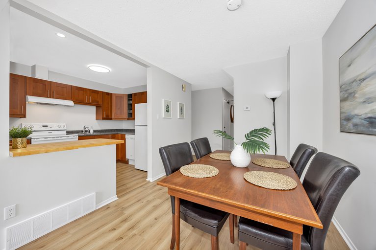 X12114984/82-baneberry-crescent/kanata-glencairnhazeldean/ottawa/ontario/K2L2Y4_16
