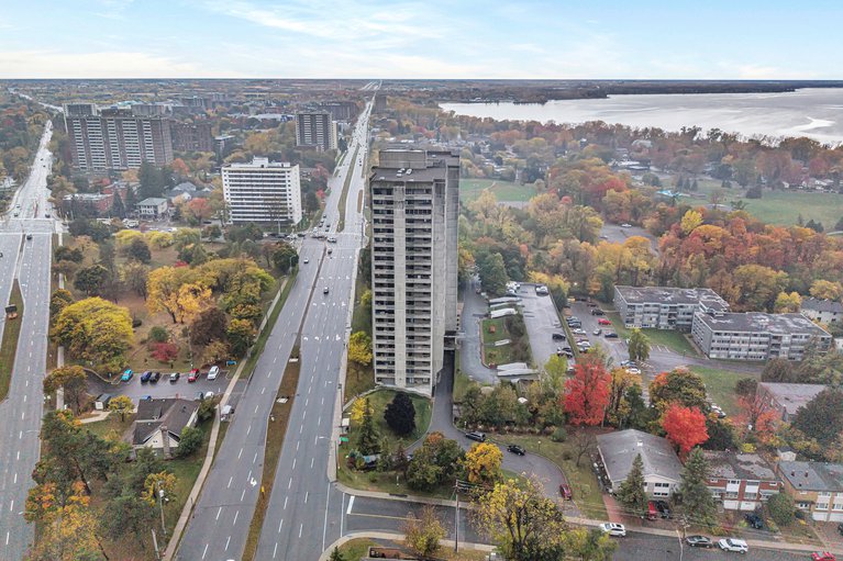 X12476763/106-415-greenview-avenue/britannia/ottawa/ontario/K2B8G5_48