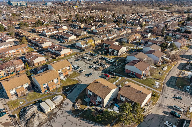 X12876316/23a-woodvale-green-none/craig-henrywoodvale/ottawa/ontario/K2G4H3_43