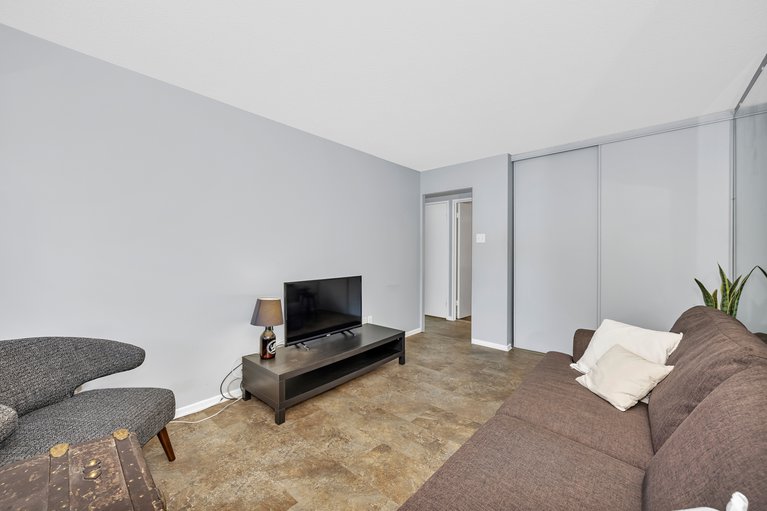 X12476763/106-415-greenview-avenue/britannia/ottawa/ontario/K2B8G5_27