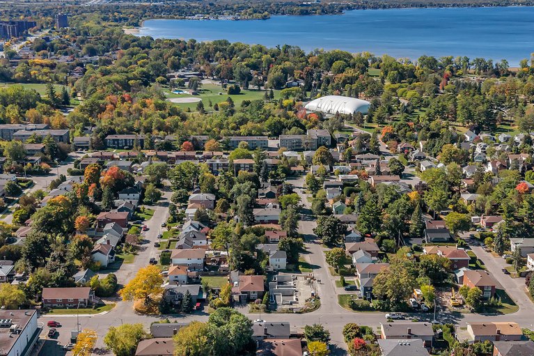 X12558016/345-poulin-avenue/britannia/ottawa/ontario/K2B5T9_52