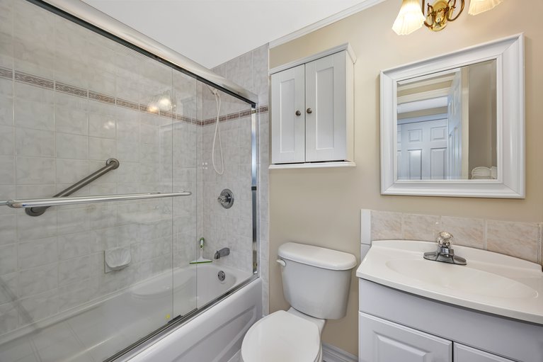 X12001672/1b-111-robson-court/kanata-kanata-lakesheritage-hills/ottawa/ontario/K2K2W1_27
