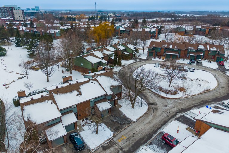 X12582568/8-chisholm-court/kanata-beaverbrook/ottawa/ontario/K2K1E2_59