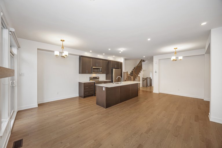 X12552190/4007-jockvale-road/barrhaven-heritage-park/ottawa/ontario/K2J6Y8_17