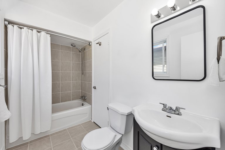 X12181933/217-equestrian-drive/kanata-bridlewood/ottawa/ontario/K2M1A5_26