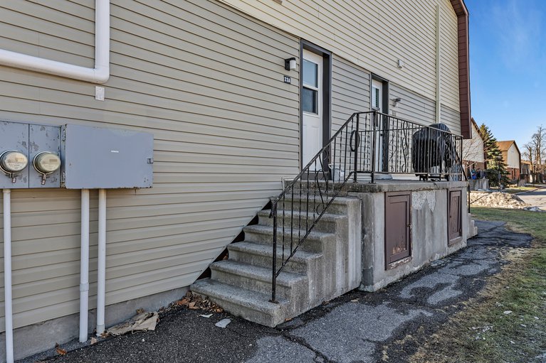 X12876316/23a-woodvale-green-none/craig-henrywoodvale/ottawa/ontario/K2G4H3_29