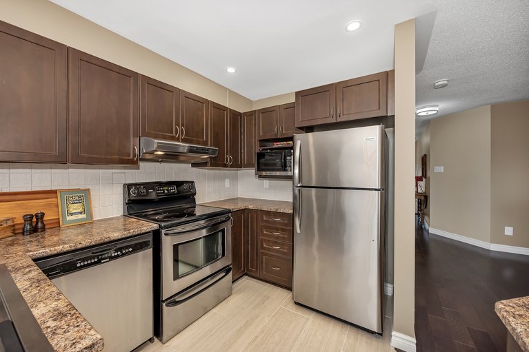 X13006092/217-hunterbrook-street/kanata-morgans-grantsouth-march/ottawa/ontario/K2K0E6_14