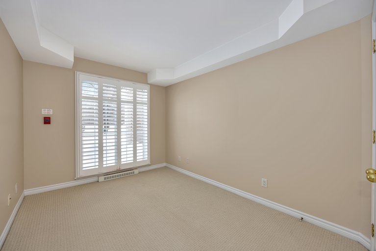 X12001672/1b-111-robson-court/kanata-kanata-lakesheritage-hills/ottawa/ontario/K2K2W1_24