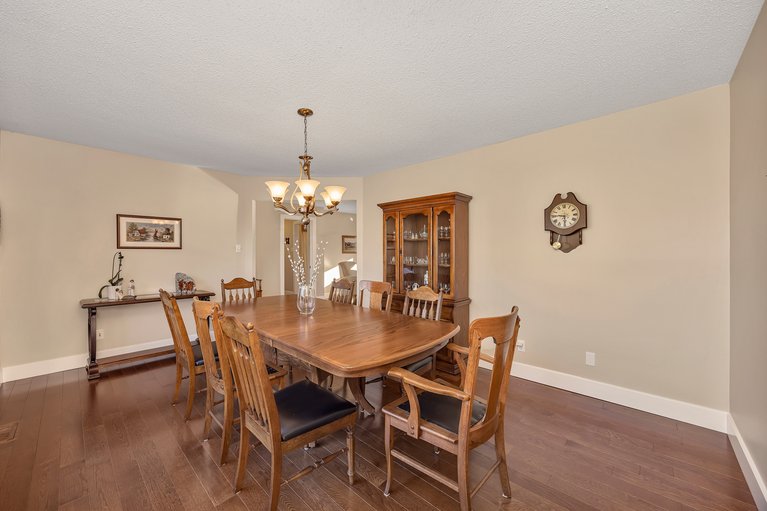 X12981342/2291-relin-way/north-gower/ottawa/ontario/K0A2T0_8