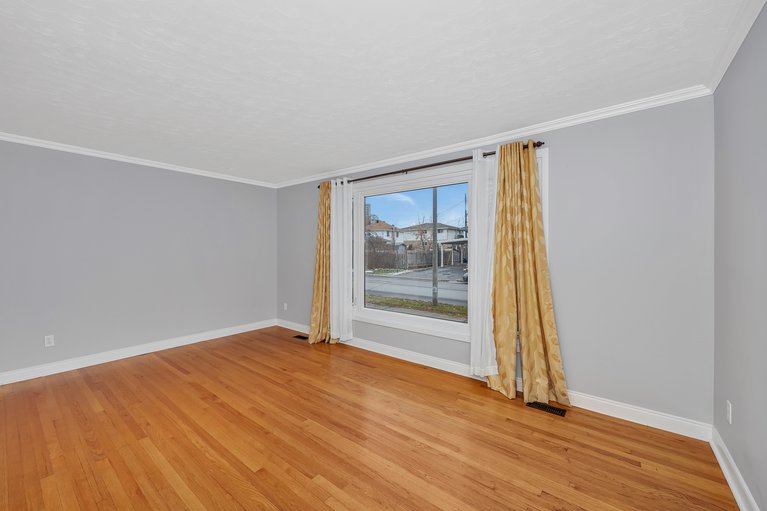 X12558016/345-poulin-avenue/britannia/ottawa/ontario/K2B5T9_11