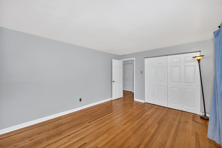 X12558016/345-poulin-avenue/britannia/ottawa/ontario/K2B5T9_27