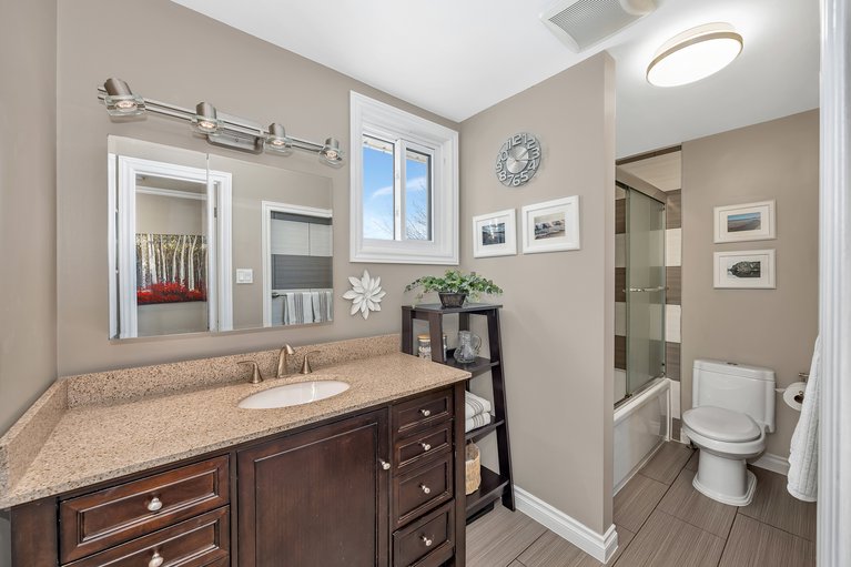 X12802098/277-park-grove-drive/queenswood-heights-south/ottawa/ontario/K1E2S9_32