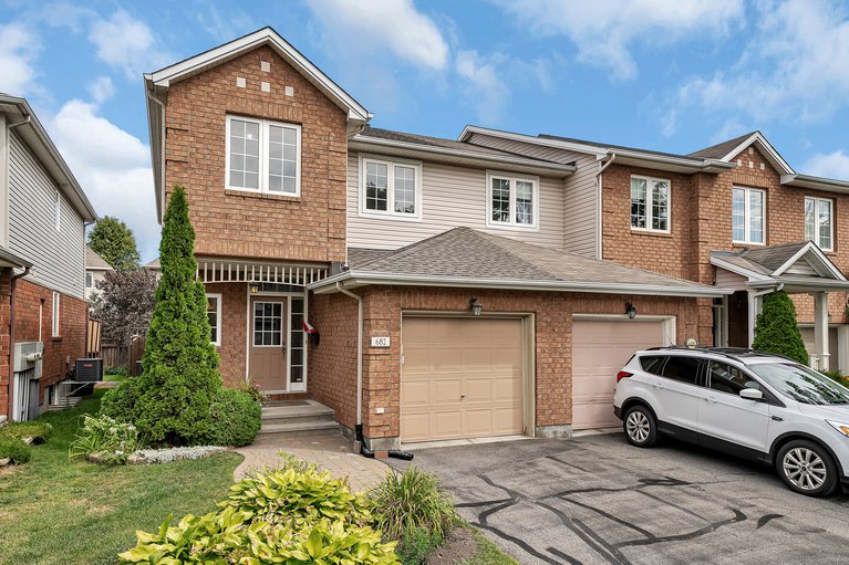X12381519/682-wild-shore-crescent/riverside-southgloucester-glen/ottawa/ontario/K1V1Y1_5