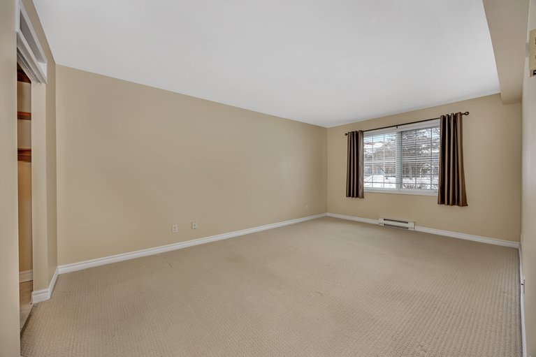 X12001672/1b-111-robson-court/kanata-kanata-lakesheritage-hills/ottawa/ontario/K2K2W1_17