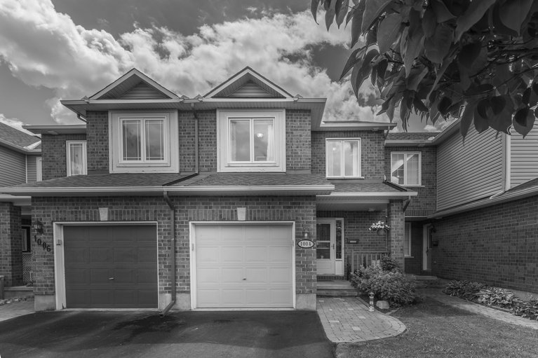 1004 Rocky Harbour Crescent