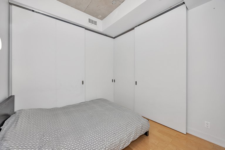 X12178442/706-360-mcleod-street/ottawa-centre/ottawa/ontario/K2P1A9_24