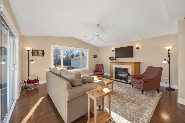 X12981342/2291-relin-way/north-gower/ottawa/ontario/K0A2T0_16