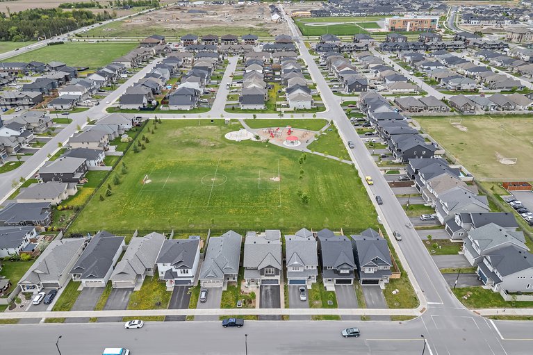 X12171439/88-defence-street/kanata-emerald-meadowstrailwest/ottawa/ontario/K2V0N3_74