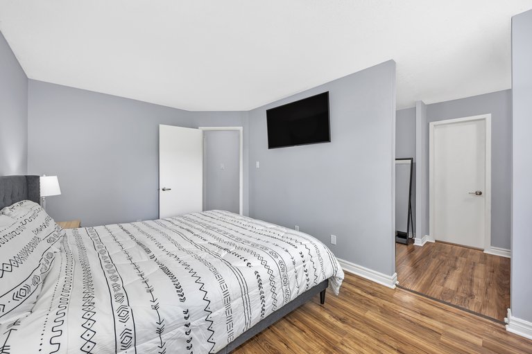 X12181933/217-equestrian-drive/kanata-bridlewood/ottawa/ontario/K2M1A5_22